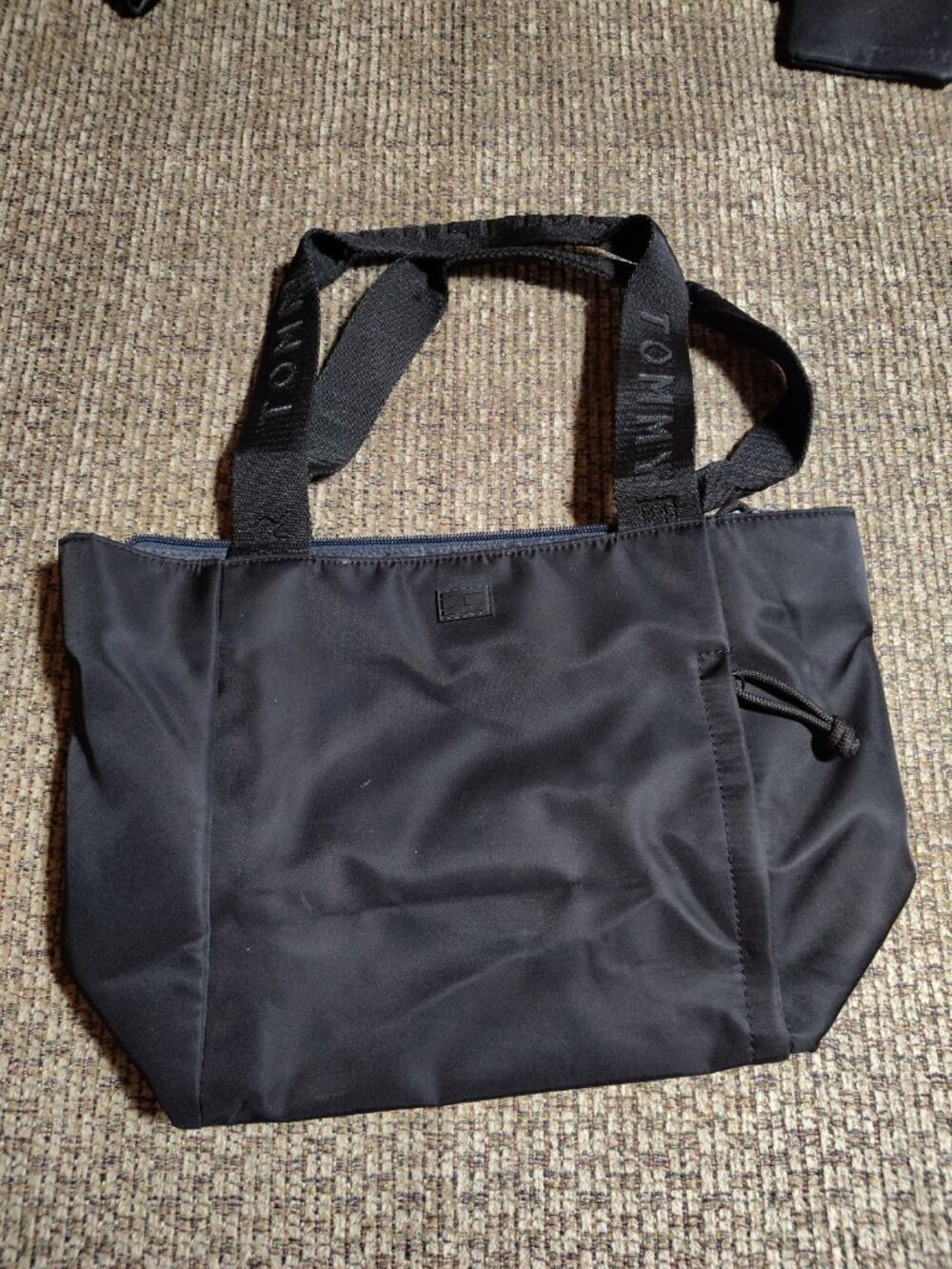 Tommy Hilfiger Navy Solid Tote Bag Zip Top Double Handles Inner Pockets